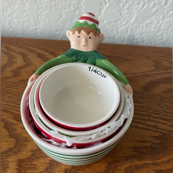Holiday Time Christmas ELF Measuring Cups Graduated 4 sizes NEW - Picture 4 of 9